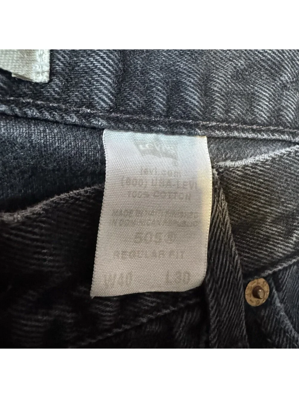Levi’s 505 Regular Fit Black Jeans Men’s 40x30 Straight Leg Distressed